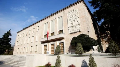Photo of Shqipëria do të hapë edhe 20 qendra të tjera pritjeje për migrantët në tre rajone strategjike