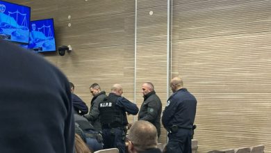 Photo of Mbrojtja kërkon përjashtimin e prokurorit, ndërpritet seanca ndaj të akuzuarve për sulmin terr*orist në Ibër-Lepenc