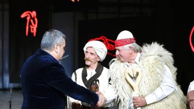Photo of Mbrëmja artistike kushtuar Lahutës në UNESCO, Ministri Gonxhja: Tradita u përcoll përmes performancave, krenarë për rrënjët tona