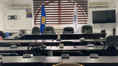 Photo of Lista Serbe rikthehet në drejtimin e komunave veriore në Kosovë, katër kryetarët e zgjedhur marrin sot detyrën, të pranishme edhe forcat e KFOR-it