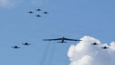 Photo of Avionët amerikanë fluturojnë mbi Venezuelë, qeveria e Maduros akuzon për presion ushtarak