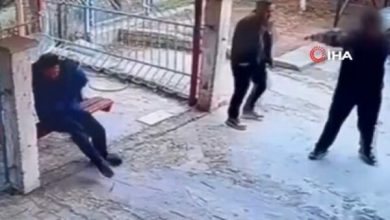 Photo of E rëndë: Nxënësi e qëllon me armë zjarri drejtorin e shkollës, kjo është arsyeja (VIDEO)