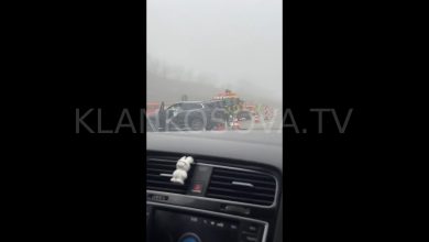 Photo of Aksident në “Ibrahim Rugova”, në të njëjtin vend dje vdiqën dy gra nga Shqipëria (VIDEO)