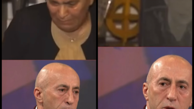Photo of Përlotet Ramush Haradinaj derisa sheh videon e nënës Rukë duke vajtuar për djemtë e vrarë