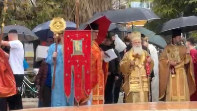 Photo of Dita e Ujit të Bekuar 2026/ Besimtarët ortodoksë festojnë pavarësisht motit të keq