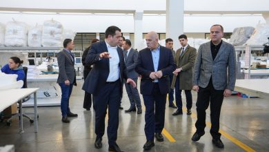 Photo of Tri ditë pas zjarrit, rifillon prodhimi në Comodita Home (VIDEO)