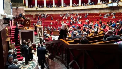 Photo of Franca heq detyrimin ligjor për marrëdhënie seksuale mes bashkëshortëve