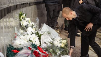 Photo of Ambasada Amerikane: Masakra e Reçakut – një akt tmerri i papërshkrueshëm që tronditi botën