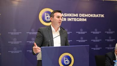 Photo of Arbër Ademi: Sot po shohim vetëm mbyllje të paraleleve, përfaqësim të padrejtë, glorifikim të kriminelëve dhe heshtje të VLEN-it