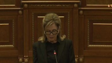Photo of Vajza e Dacit: Babai jetoi me dinjitet dhe ia kushtoi jetën dijes dhe Kosovës