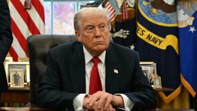 Photo of Me pranga në duar, Trump publikon foton e Maduros të arrestuar