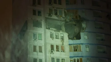 Photo of Dronët ukrainas i vënë flakën një depoje nafte në Rusi