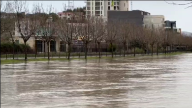Photo of Burgu i Durrësit përmbytet pas reshjeve të dendura