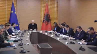 Photo of Rama mbledh Emergjencat Civile: Shiu nuk ndalet me shpifje dhe fajtorë imagjinarë