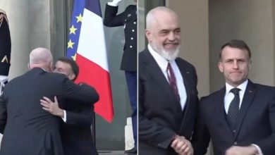 Photo of Kryeministri Rama pritet nga Presidenti Macron në Francë