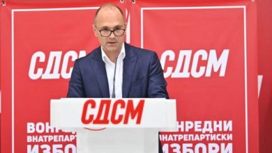 Photo of Filipçe: Partia e tij po i shqyrton të gjitha mundësitë demokratike, pa përjashtuar edhe braktisjen e Kuvendit