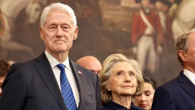 Photo of Klintonët duan seancë publike/ Dëshmia për dosjen “Epstein”, Hillary: Nëse duan luftë, duhet të na dëgjojnë të gjithë