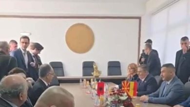 Photo of Bajram Begaj viziton Universitetin e Tetovës, takim me rektorin e institucionit