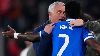 Photo of Thirrjet raciste në stadiumi, Mourinho “shpërthen” ndaj Viniciusit: S’mund ta kenë gjithmonë të tjerët gabim