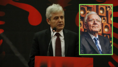Photo of Ali Ahmeti shpreh ngushëllime familjes së ish rektorit Ramiz Abdyli