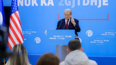 Photo of Policia nuk i dha leje për protestën/ Berisha në konferencë për shtyp: Molotovët nuk i kemi ne, efektivët i inskenuan…