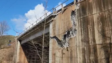Photo of Bllokohet totalisht aksi rrugor Librazhd- Prrenjas, rrezikohet shembja e urës/ Kreu i ARRSH: Po thërrmohet betoni, nuk e dimë sa do zgjasin punimet