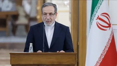 Photo of Ministri i Jashtëm iranian shpreson për marrëveshje me SHBA-në, Khamenei paralajmëron luftë