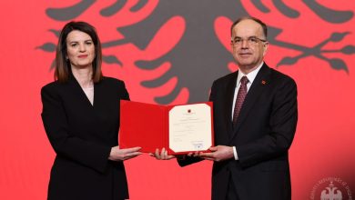 Photo of Ndryshimet në qeveri, betohen shtatë ministrat e rinj. Marrin zyrtarisht detyrën