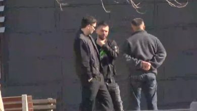 Photo of Babai i Gjestit paraqitet në gjykatë për seancën ndaj djalit të tij