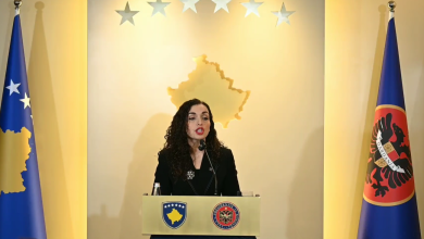 Photo of Lajmi i fundit: Presidentja Vjosa Osmani shpërbën parlamentin, shpall zgjedhjete e reja në Kosovë