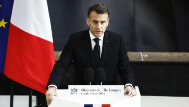 Photo of Macron telefonatë me presidentin Iranian: I kërkova ndalimin e sulmeve ndaj vendeve në rajon dhe hapjen ngushticës së Hormuzit