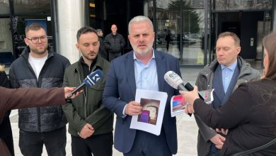 Photo of Azemi dorëzon dëshmi në ZRrE për njehsorët elektrikë: Kërkojmë që hetimet të nisin menjëherë