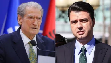 Photo of Basha dorëzohet përfundimisht, i jep Berishës faqen zyrtare të PD në Facebook me 320 mijë ndjekës