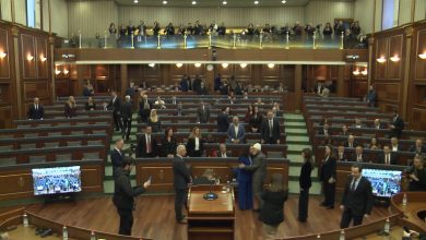 Photo of Seanca për Epopenë e UÇK-së: Kurti s’e përshëndet Osmanin, Haxhiu e Konjufca po