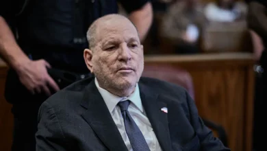 Photo of Harvey Weinstein përshkruan jetën e tij në burgun e Rikers Island: Eshtë ‘ferr’, më kërcënojnë dhe më kërkojnë para