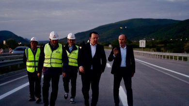 Photo of Nikolloski: Punohet natë e ditë në autostradën Ohër–Kërçovë, nesër hapet Trebenishta
