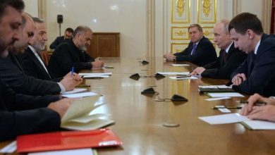 Photo of Araghchi në takimin me Putin: Teherani do të marrë vendim në lidhje me bisedimet me SHBA