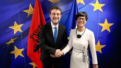 Photo of Hoxha takim me Marta Kos në Bruksel: Perspektiva evropiane e Shqipërisë e ndërtuar mbi rezultate konkrete