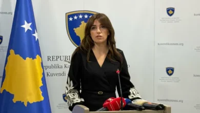 Photo of Haxhiu e dënon gjuhën seksiste të deputetit Geci ndaj Vlora Çitakut