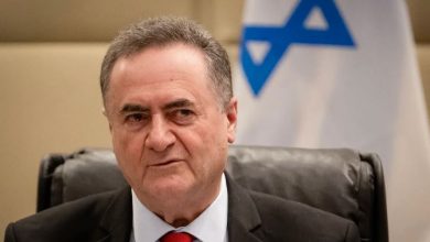 Photo of Izraeli gati “ta kthejë Iranin në epokat e errëta”, thotë ministri i mbrojtjes