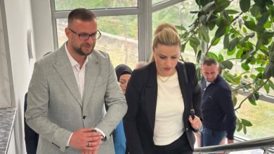 Photo of Memishi pret në takim zv/ministren Sadiku: Mbetemi të përkushtuar për të rritur investimet në sport