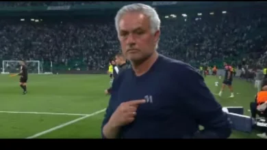Photo of Portugali, Mourinho fiton ndeshjen e madhe dhe bën show-n e tij të zakonshëm; gjesti i Special One bëhet viral(VIDEO)