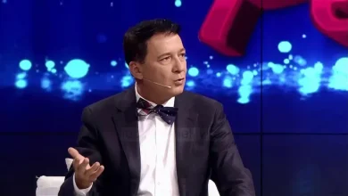 Photo of “Do të thosha se je gay, por…”, ish banorja e BBVA shpërthen ndaj Arjan Konomit
