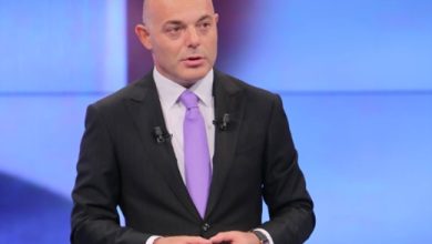Photo of Blendi Fevziu: E drejta për të folur në gjuhën që të ka folur nëna për herë të parë e pa negociushme! (VIDEO)