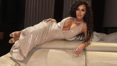 Photo of Fjolla nuk përmbahet në veturë, po duket kaq ‘hot’