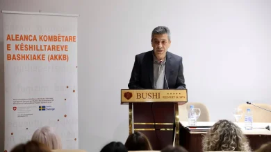 Photo of Izet Mexhiti: Roli i grave shqiptare kyç për një shoqëri më të drejtë dhe të zhvilluar