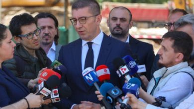 Photo of Mickoski: Punohet intensivisht për rindërtimin e Sallës Universale, pres që të përfundojë brenda afatit të paraparë