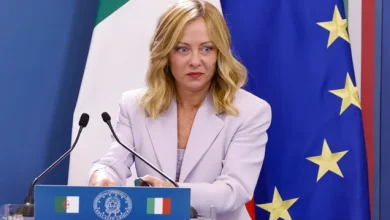 Photo of Meloni denoncon imazhet e rreme të inteligjencës artificiale që e tregojnë me të brendshme: “Mendohuni para se t’i ndani”