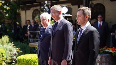 Photo of Mickoski: Duke nderuar Goce Dellçevin tregojmë se si Qeveri bëjmë gjithçka për idealet e tij për një Maqedoni të pavarur