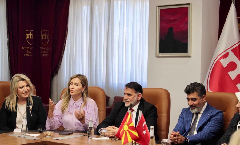 Zekolli Shaqiri pjesë e e konferencës  Gruaja dhe Familja   në kuadër të Takimit Ballkanik  Nga zemra në zemër 